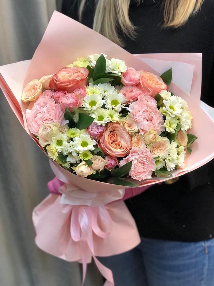 Букет цветов из: Гвоздики, Розы и Хризантемы в Пседахе