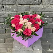 Цветочная композиция из Розы в коробке #REPLACE_PRED# Пседахе