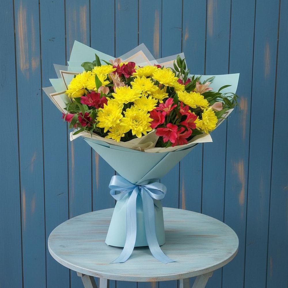 Букет цветов из: Альстромерии и Хризантемы в Пседахе