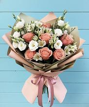 Букет цветов из:  Розы, Альстромерии и Лизиантусы в Пседахе