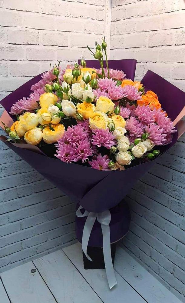 Букет цветов из: Хризантемы и Розы в Пседахе