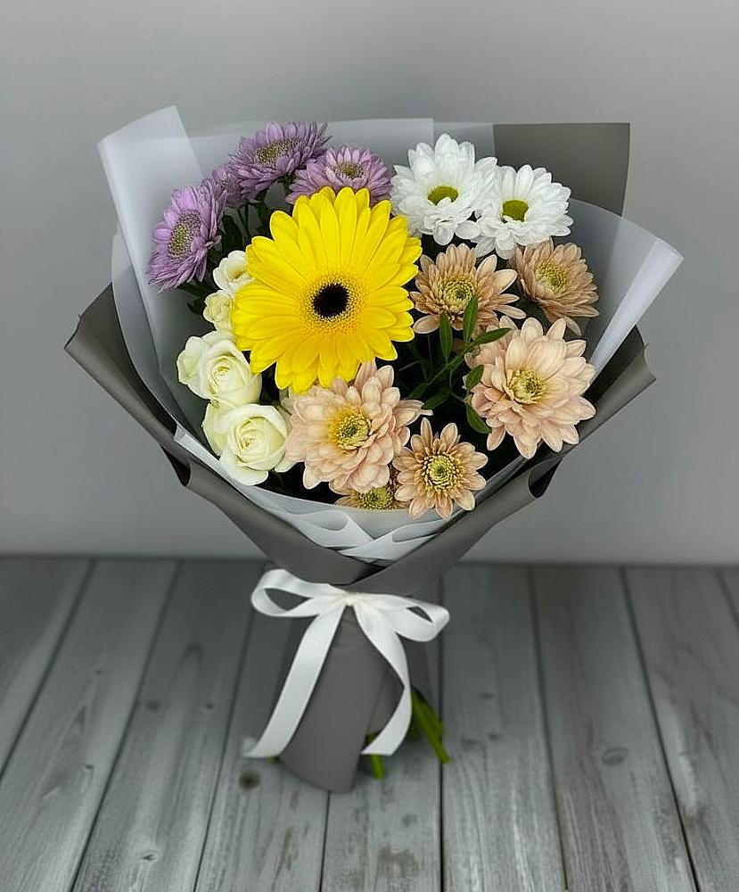 Букет цветов из: Розы, Герберы и Хризантемы в Пседахе