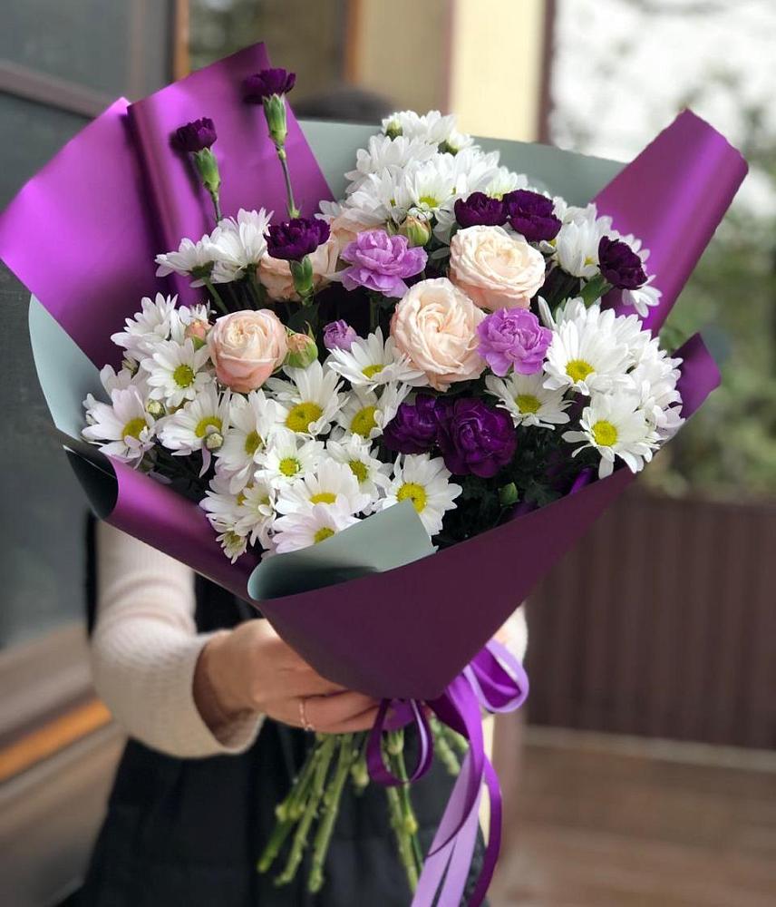 Букет цветов из: Хризантемы, Гвоздики и Розы в Пседахе