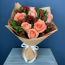 Букет цветов из:  Розы и Альстромерии #REPLACE_PRED# Пседахе