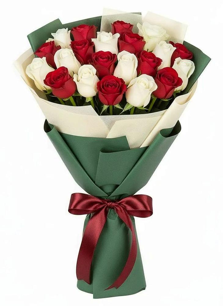 Букет Микс из красных и белых роз в Пседахе