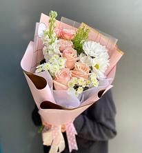 Букет цветов из:  Хризантемы и Розы в Пседахе