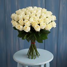 Букет 51 Белая роза Эдлесс Лав в Пседахе