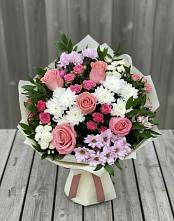 Букет цветов из:  Альстромерии, Гвоздики, Розы и Хризантемы в Пседахе