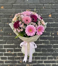 Букет цветов из:  Герберы и Хризантемы в Пседахе