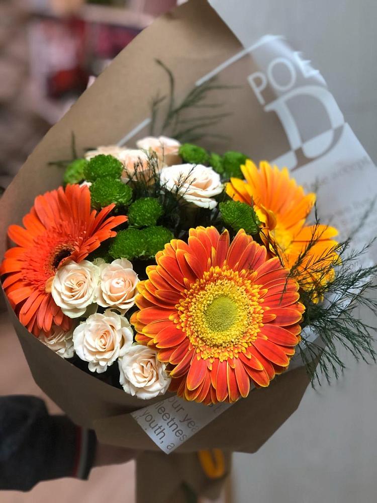 Букет цветов из: Герберы, Хризантемы и Розы в Пседахе