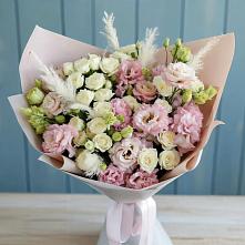 Букет цветов из:  Альстромерии и Розы в Пседахе