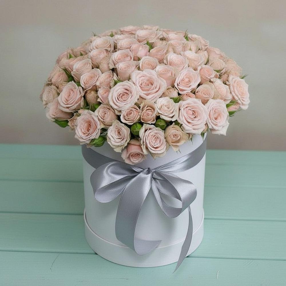 Цветочная композиция из Розы в шляпной коробке в Пседахе