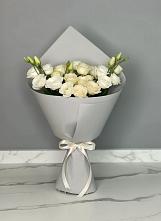 Букет цветов из:  Розы и Лизиантусы в Пседахе